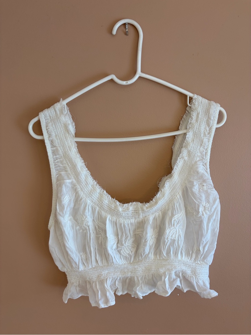 Free People Intimately White Embroidered Smocked Crop Top Tank Medium EUC